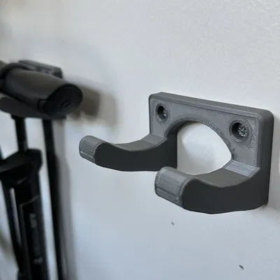 Giá treo tường cho ván trượt và xe scooter