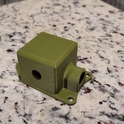 Hộp công tắc chuyển đổi cho máy bơm bilge trên thuyền nhỏ