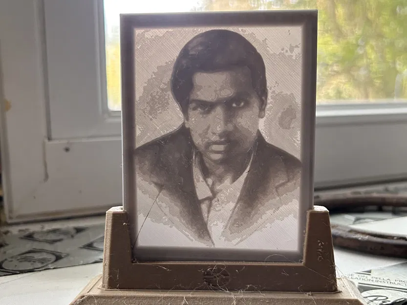 Mô hình lithophane của nhà toán học Srinivasa Ramanujan - Image 1
