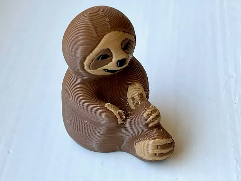 Nhân vật lười biếng dễ thương ngồi với chân co lại - Image 6