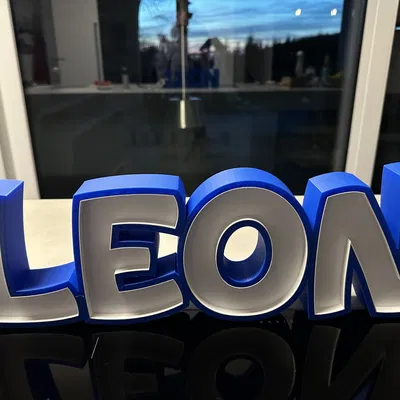 Đèn LED tên "LEON" cho trẻ em