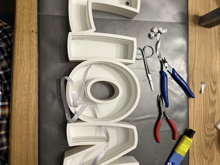 Đèn LED tên LION - Mô hình đèn trang trí cá nhân hóa - Image 4