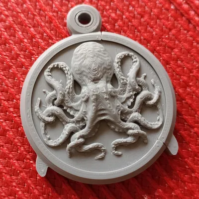 Medailon hải tặc với ngăn bí mật dành cho trẻ em