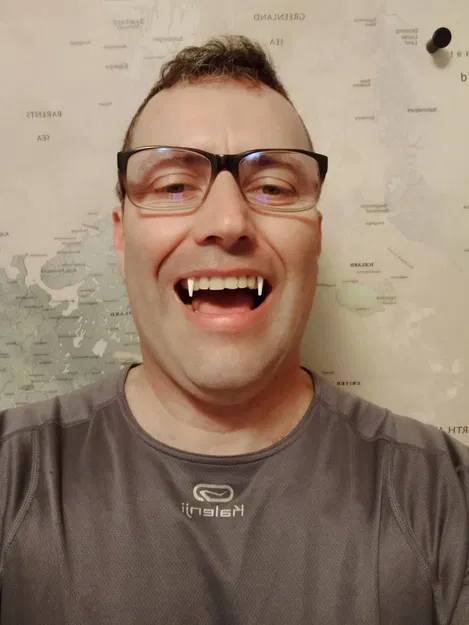 Răng ma cà rồng dùng để cắn tốt - Image 1