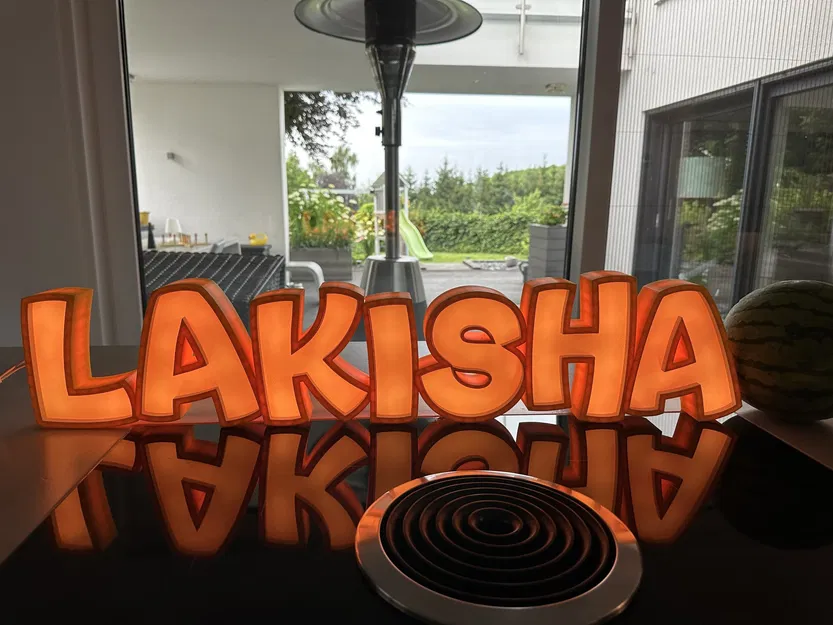 Đèn LED tên "LAKISHA" in được cho trẻ em - Image 1