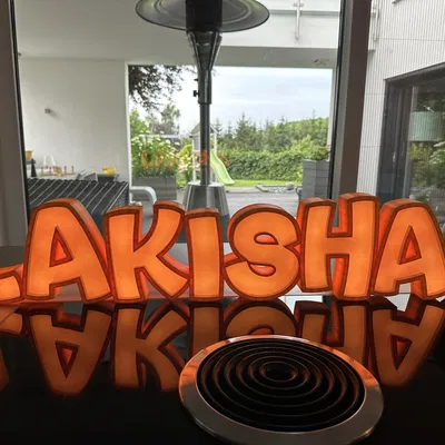 Đèn LED tên "LAKISHA" in được cho trẻ em