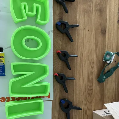 Đèn LED tên LEONIE cho trẻ em