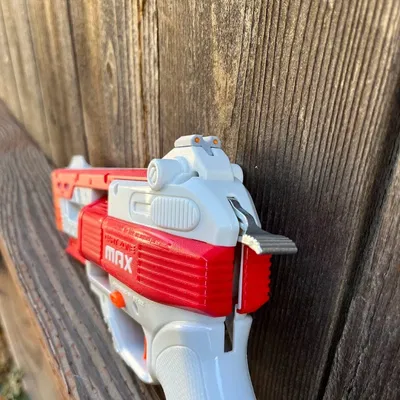 Điều chỉnh độ cao cho kính ngắm sau, phù hợp với Outlaw