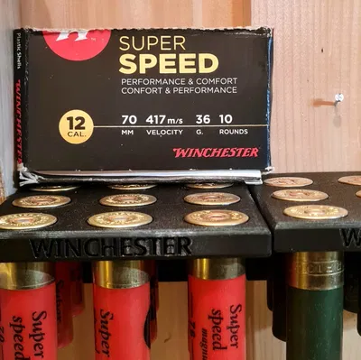 Giá đỡ vỏ đạn shotgun 12 gauge treo tường