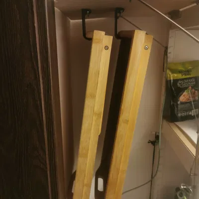 Móc treo bàn ăn sáng trong tủ quần áo