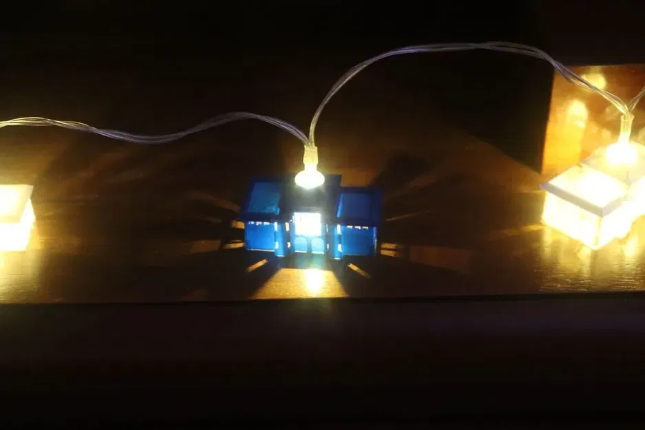 Đèn trang trí ga RER-B Massy từ guirlande điện cũ - Image 1