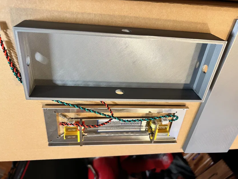 Hộp reverberation lò xo Erica Synths Black Spring - Image 4