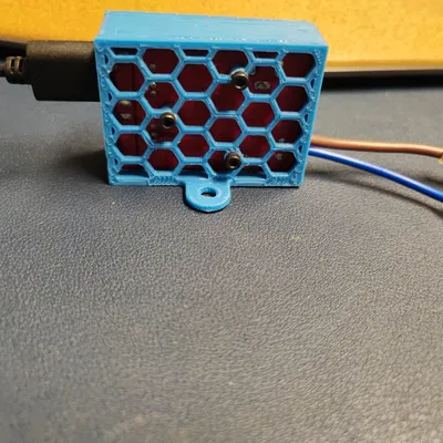 Vỏ cho bộ sạc USB đôi từ Bastelgarage