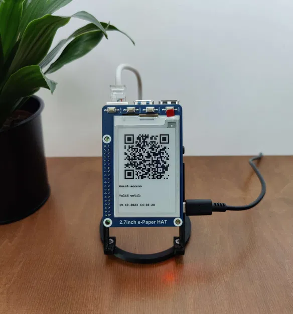 Điểm truy cập khách Pi4 với mã QR tự động đổi mật khẩu - Image 1