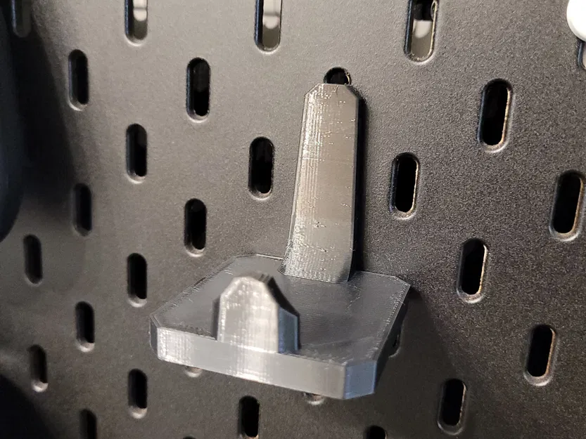 Giá đỡ tay cầm GameCube Skadis - Image 2