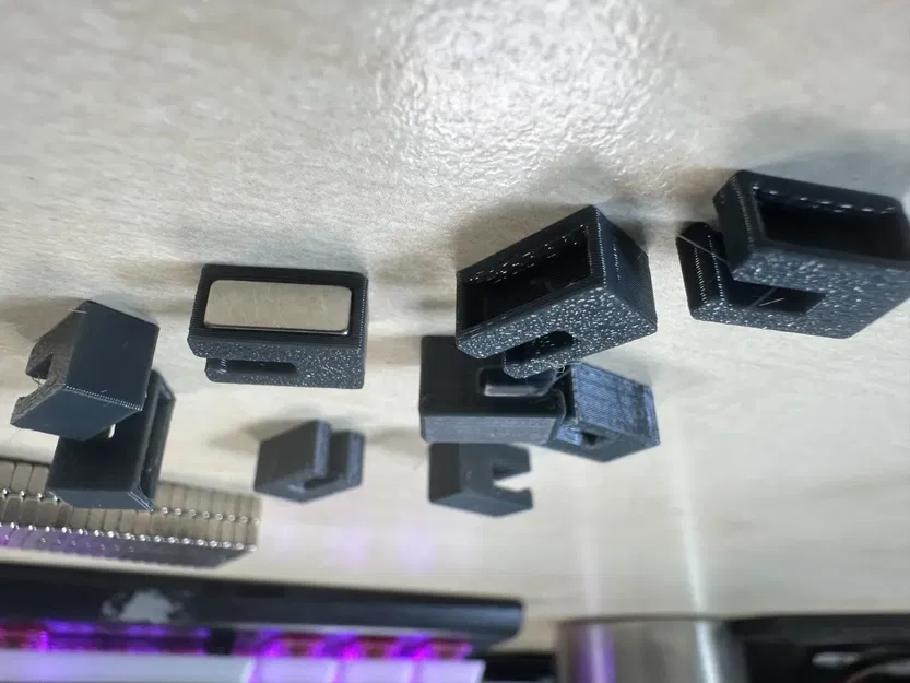 Kẹp cáp từ tính cho LED strip trong hộp Prusa - Image 1