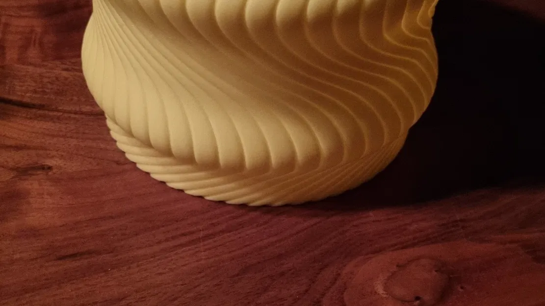 Chậu cây thiết kế đẹp cho hoa và cây cảnh - Image 2