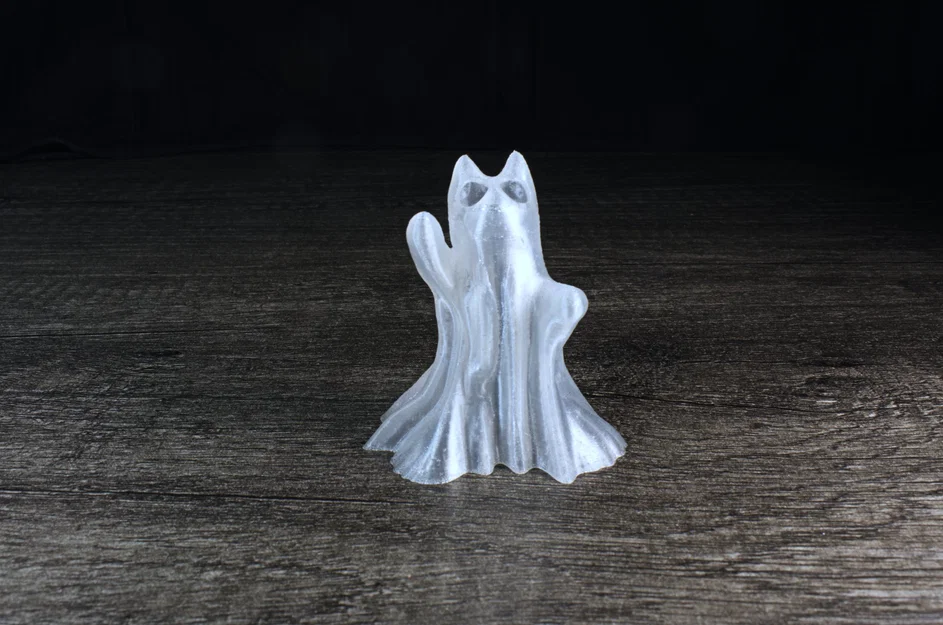 Mèo ma Halloween vung tay đuổi bướm ma - Image 1