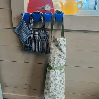 Móc treo hình chó bulldog Pháp độc đáo và tiện lợi