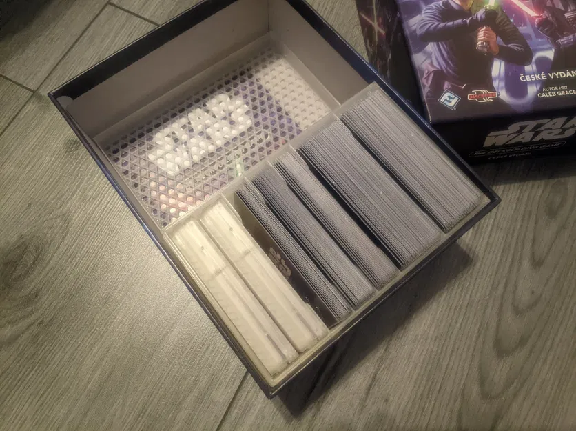 Hộp đựng di động cho trò chơi Star Wars The Deckbuilding Game - Image 4