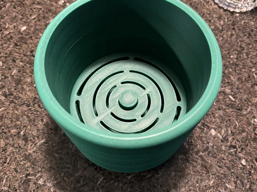 Chậu cây với hệ thống thoát nước - Image 1