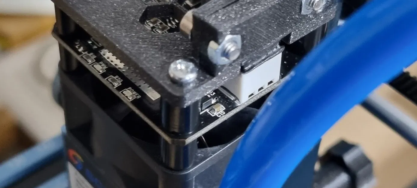 Bảng giữ cáp cho mô-đun laser 10W Sculpfun S10 - Image 1