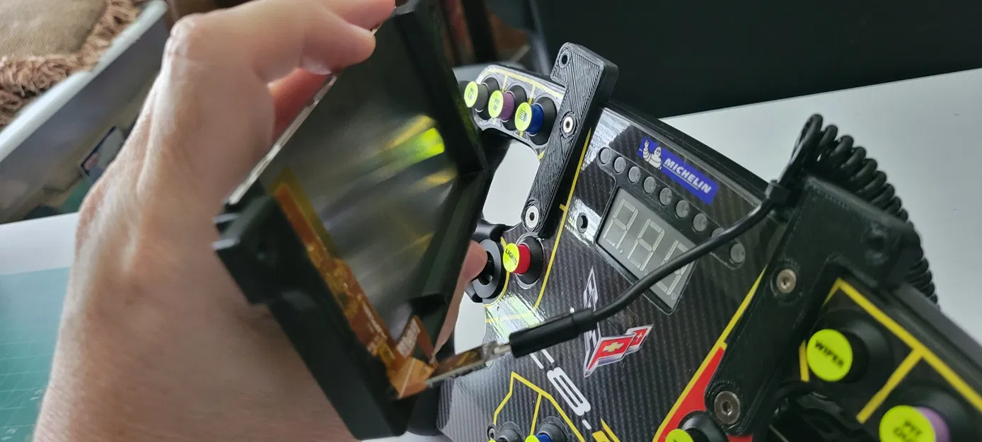 Giá đỡ màn hình 4.3" cho vô-lăng Fanatec Formula - Image 6