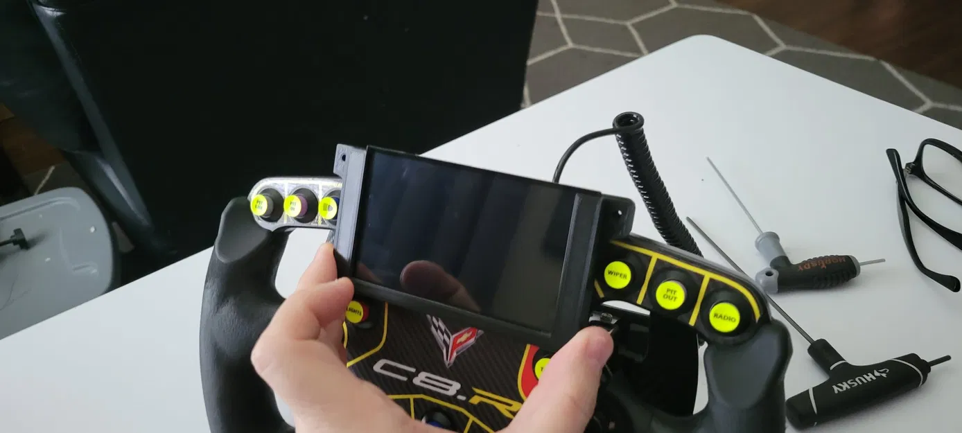 Giá đỡ màn hình 4.3" cho vô-lăng Fanatec Formula - Image 12