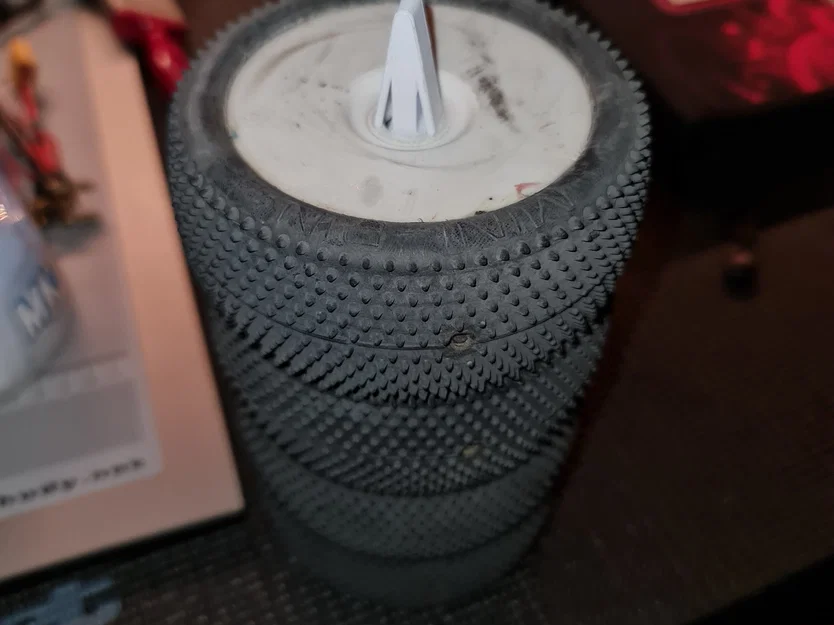 Giá đỡ lốp xe RC buggy cho 4 lốp 1/8 scale - Image 1