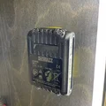 Giá đỡ pin 18V treo tường cho DeWalt - Thumbnail 2