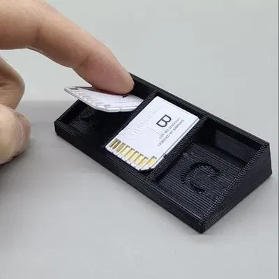 Giá đỡ thẻ SD để bàn thông minh và tiện dụng