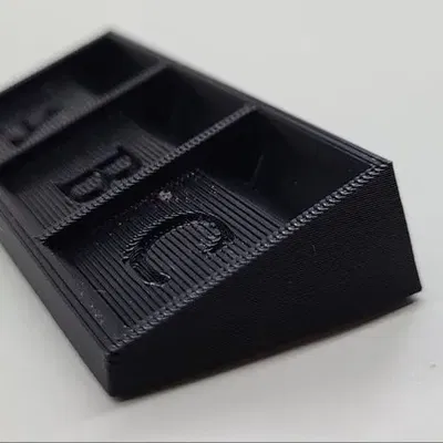 Giá đỡ thẻ SD để bàn thông minh và tiện dụng