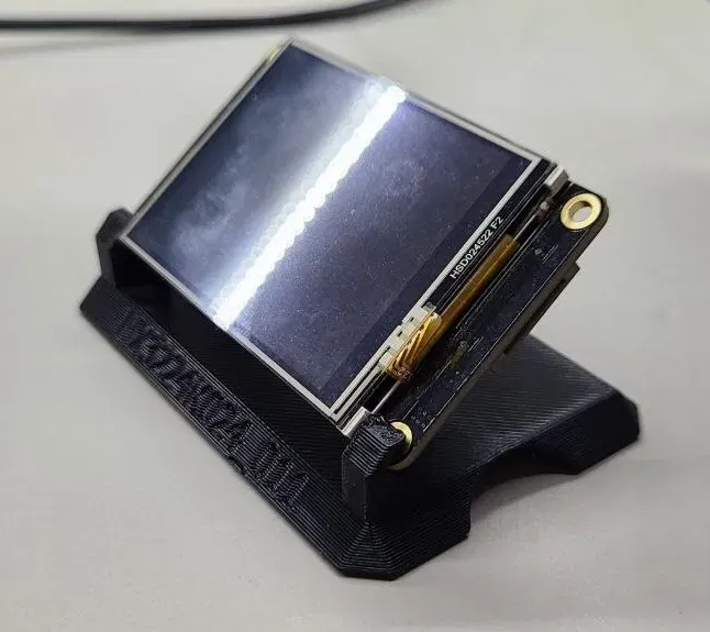 Giá đỡ máy tính để bàn Nextion 2.4 - Image 1