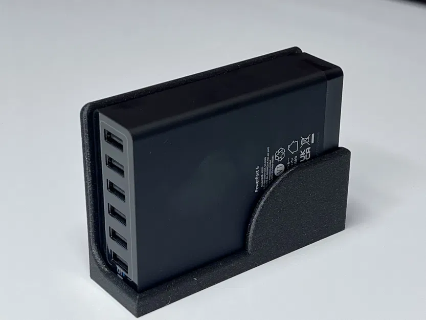 Giá đỡ tường cho bộ sạc USB Anker 60 Watt PowerPort 6 - Image 1