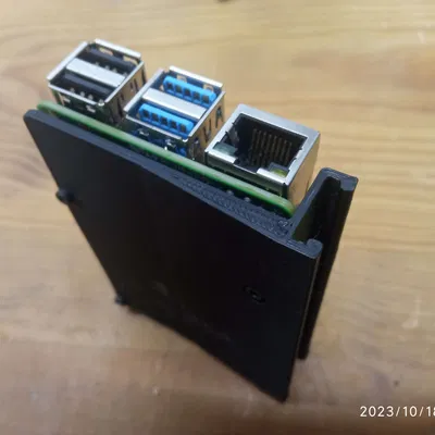 Giá đỡ Raspberry Pi cho thanh nhôm 2020