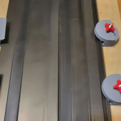 Giá treo tường cho ray Ridgid