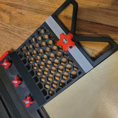 Công cụ vuông định vị cho máy cắt đường ray Ridgid 18v