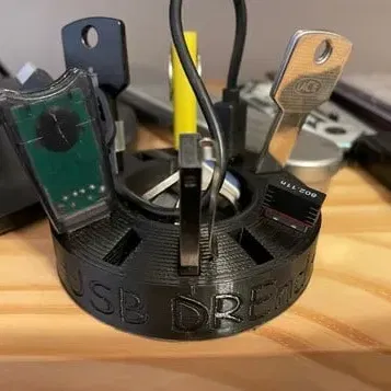 Giá đỡ USB DREnd cho 12 thiết bị in PLA Geeetech