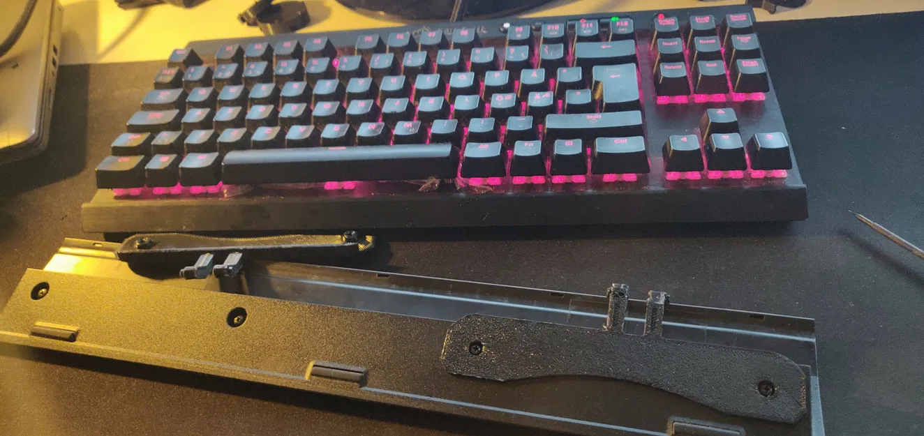 Chân đỡ cho đệm tay Corsair K65, sửa chữa dễ dàng - Image 2