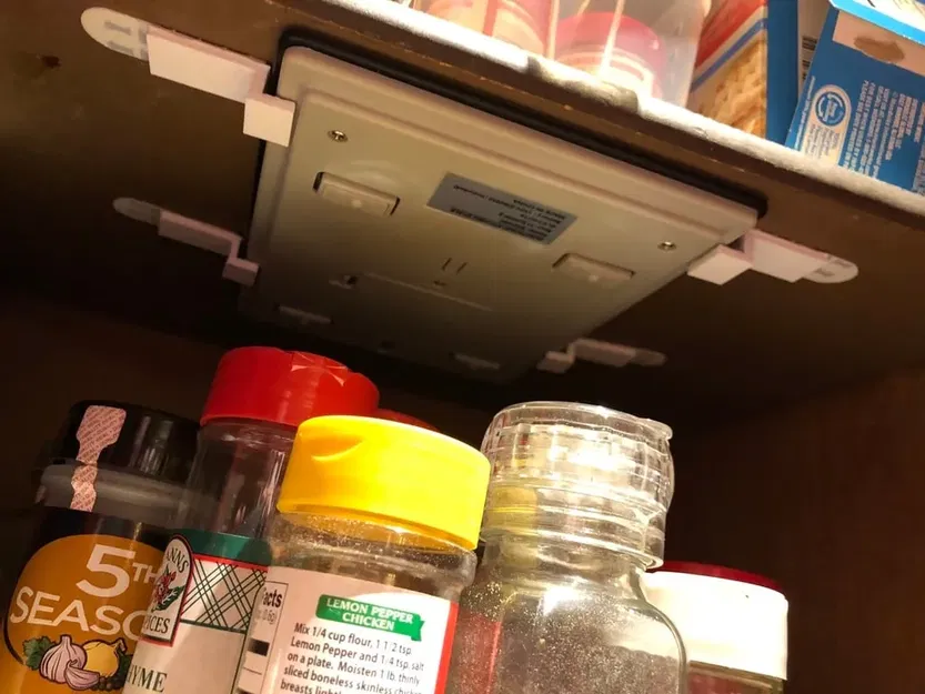 Kẹp treo cho cân điện tử trong bếp - Image 3