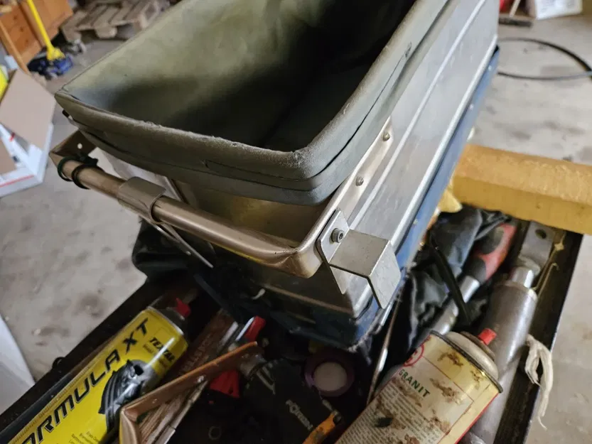 Thay thế tay cầm hộp thu hoạch trái cây bị hỏng - Image 2