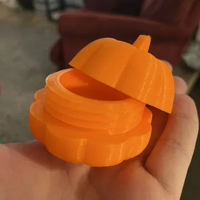 Lọ bí ngô trang trí chủ đề mùa thu