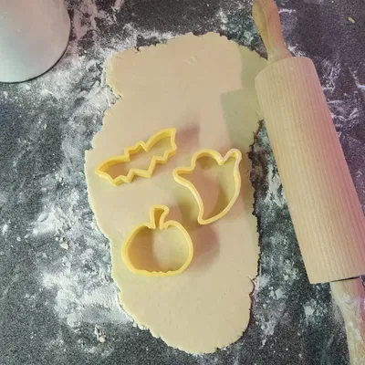 Cutter bánh quy Halloween hình dơi, bí ngô và ma