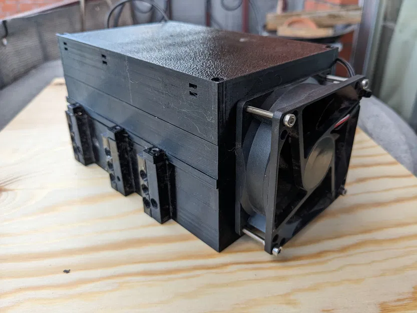 Vỏ Odroid M1 cho ổ cứng HDD 3.5" và quạt 80mm - Image 1