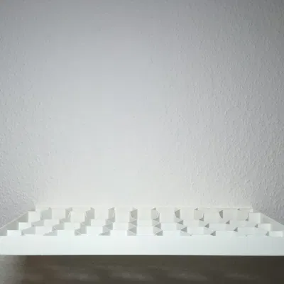 Kệ hình lục giác với chỗ để bộ dụng cụ sơ cứu