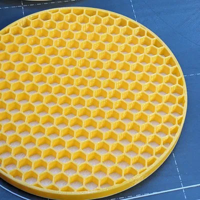 Giá đỡ ly tối giản với nhiều họa tiết khác nhau