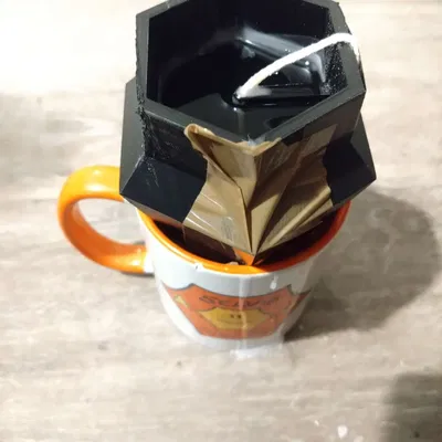 Khuôn nến hình cây thông Giáng sinh tự làm