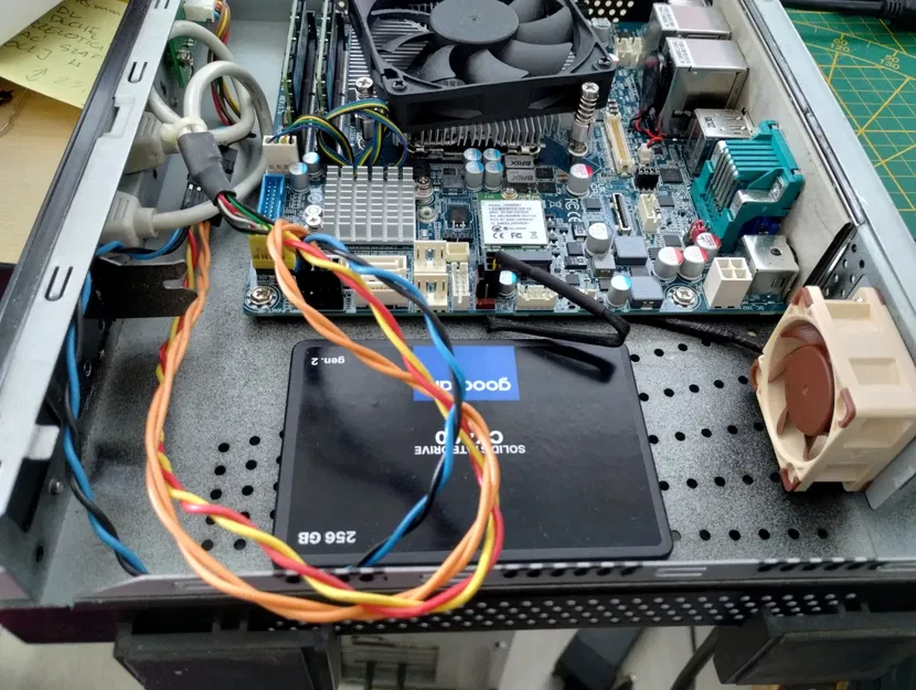 Giá đỡ quạt 40mm cho Itona VXL TC3xxx - Image 2