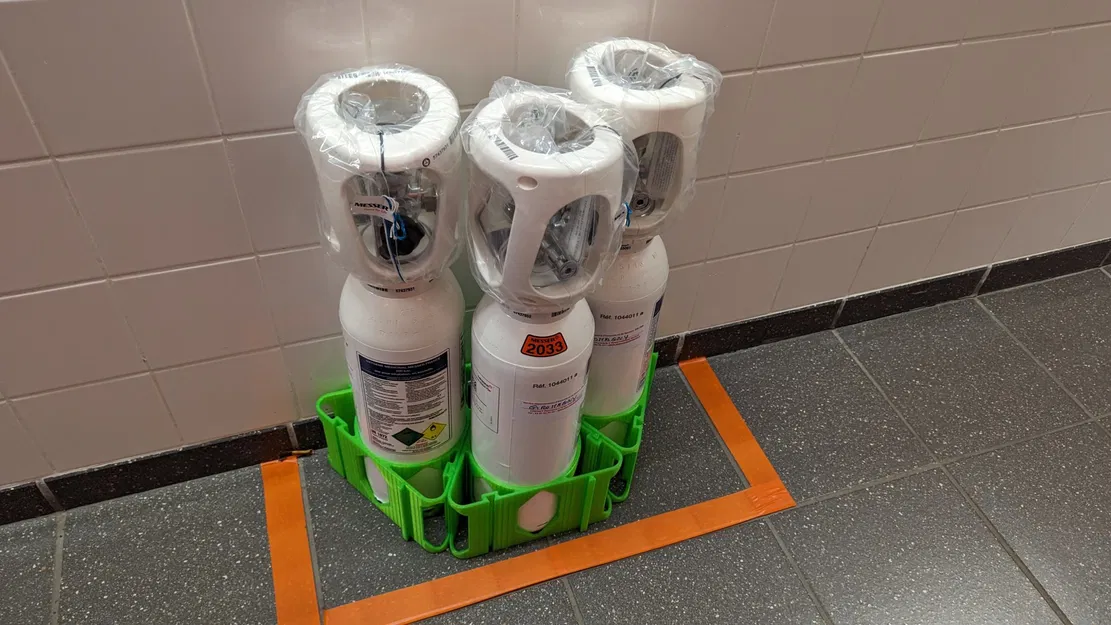 Giá đỡ bình oxy 5L đứng cho y tế - Image 1