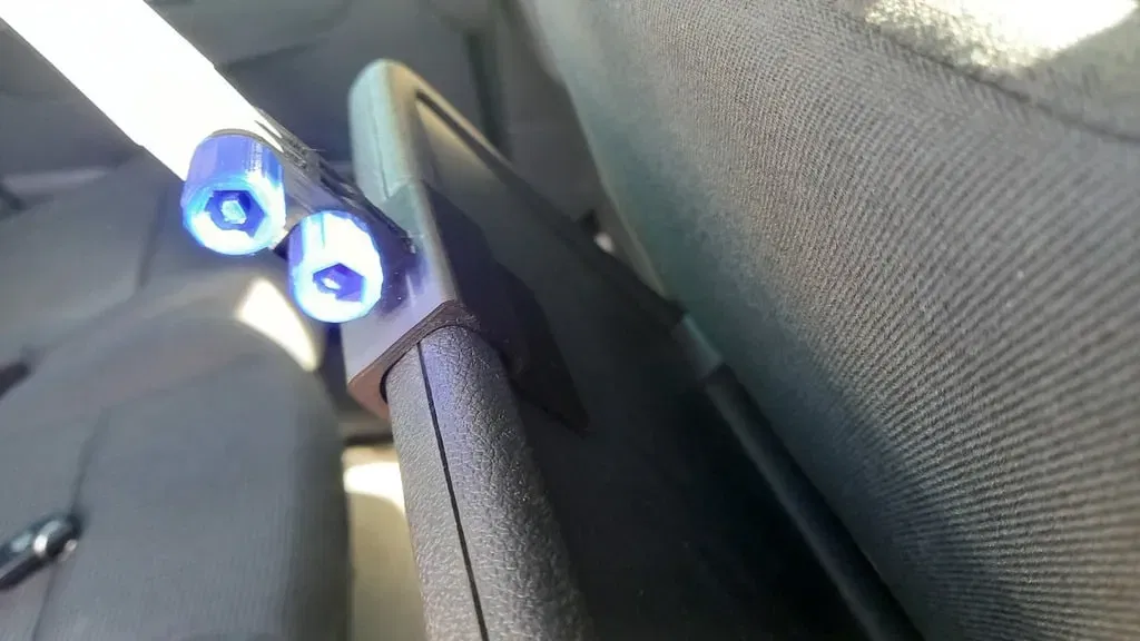 Giá đỡ máy tính bảng trên xe hơi cho hệ thống lắp đặt mô-... - Image 3